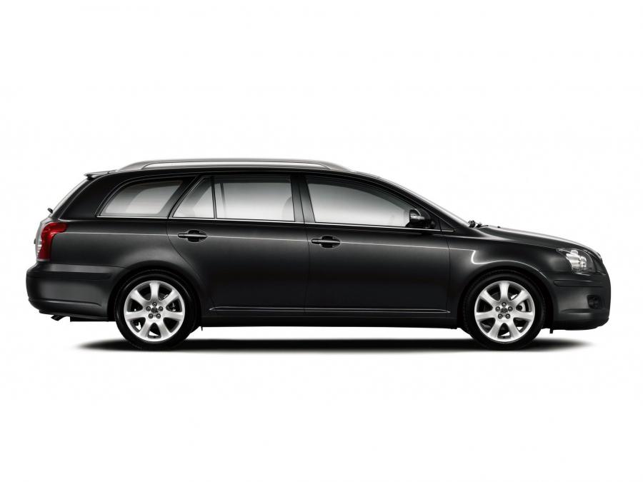  Toyota Avensis Wagon 2006 года  (фото 6 из 71)